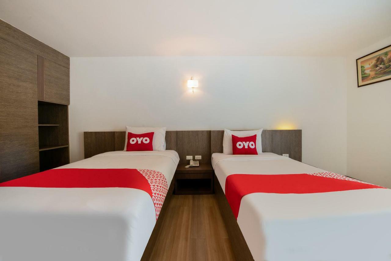 Oyo 257 Sea Paradise Hotel Саттахип Экстерьер фото