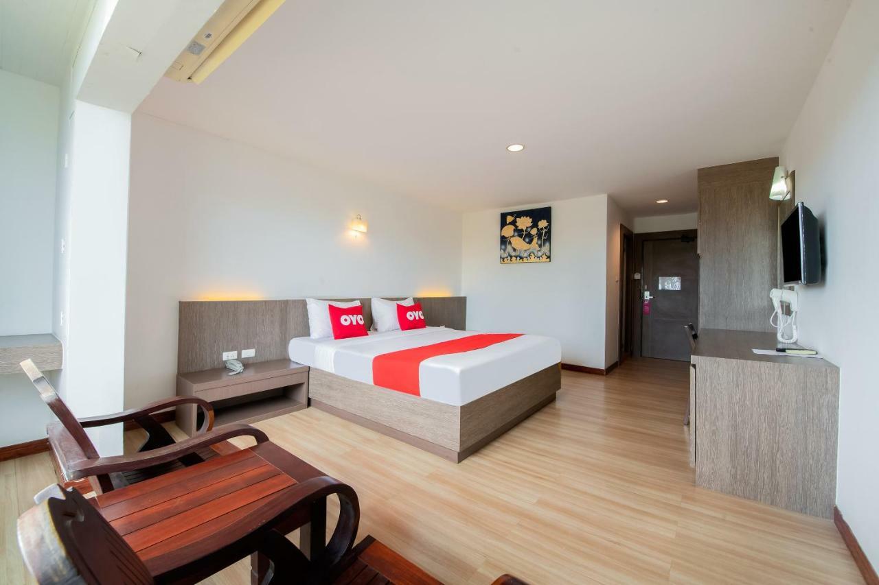 Oyo 257 Sea Paradise Hotel Саттахип Экстерьер фото