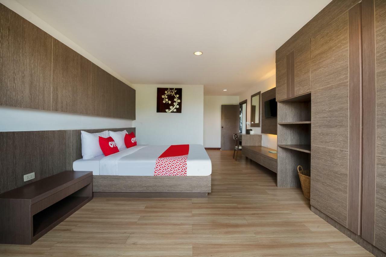 Oyo 257 Sea Paradise Hotel Саттахип Экстерьер фото